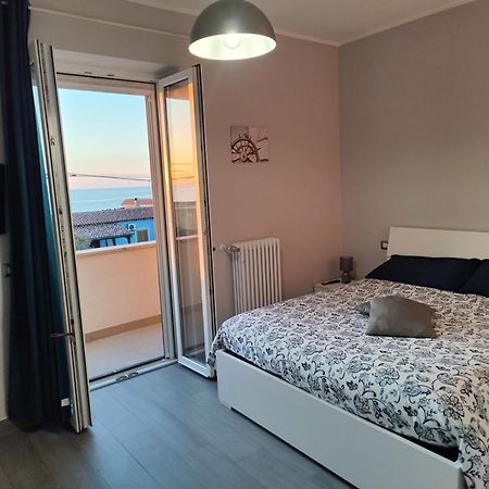 Sunset Beach Фиумичино Екстериор снимка