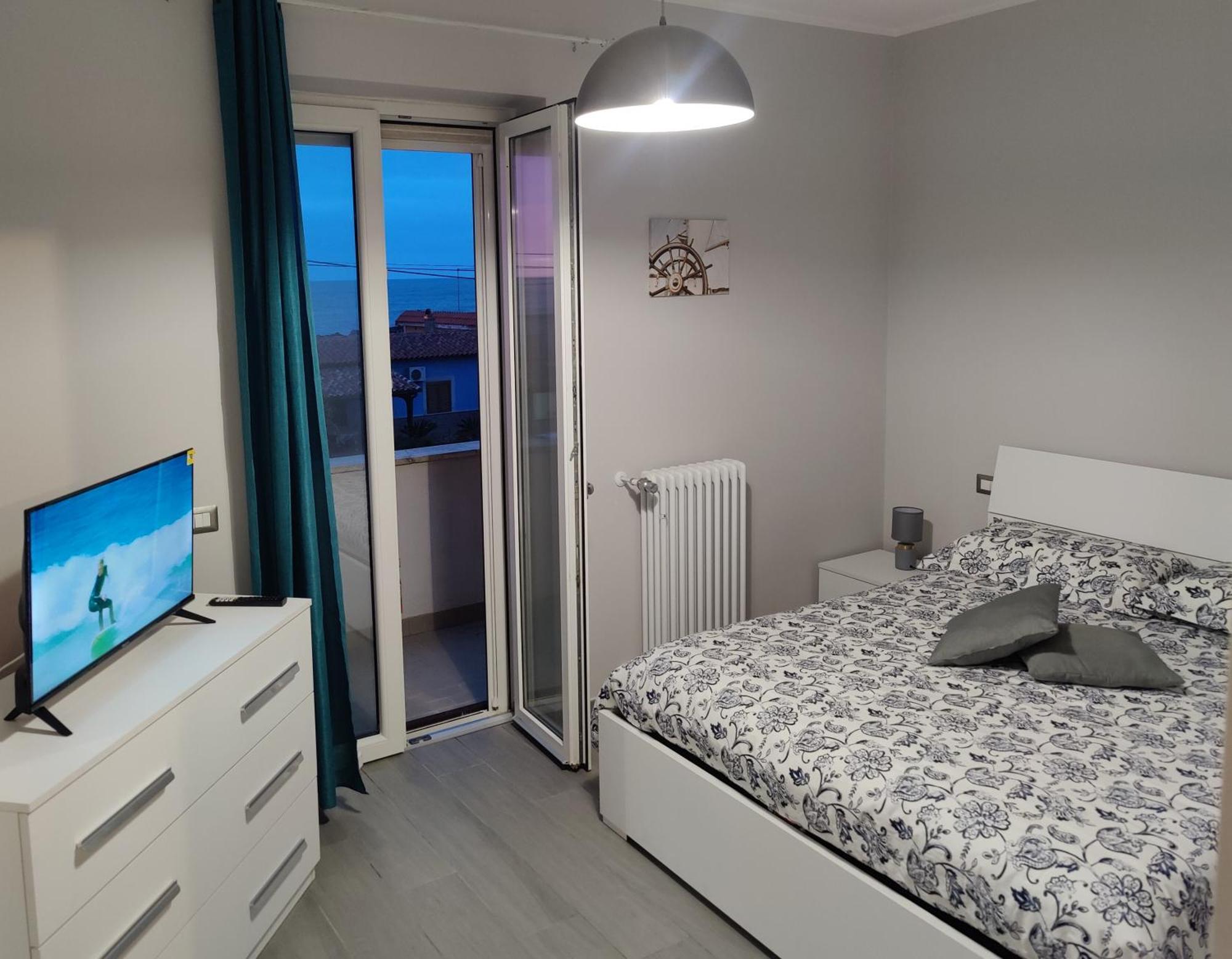 Sunset Beach Фиумичино Екстериор снимка